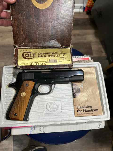 Colt 45 Government Model Mark IV Series 70